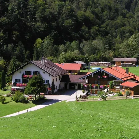 Ferienwohnung Holzner דירה